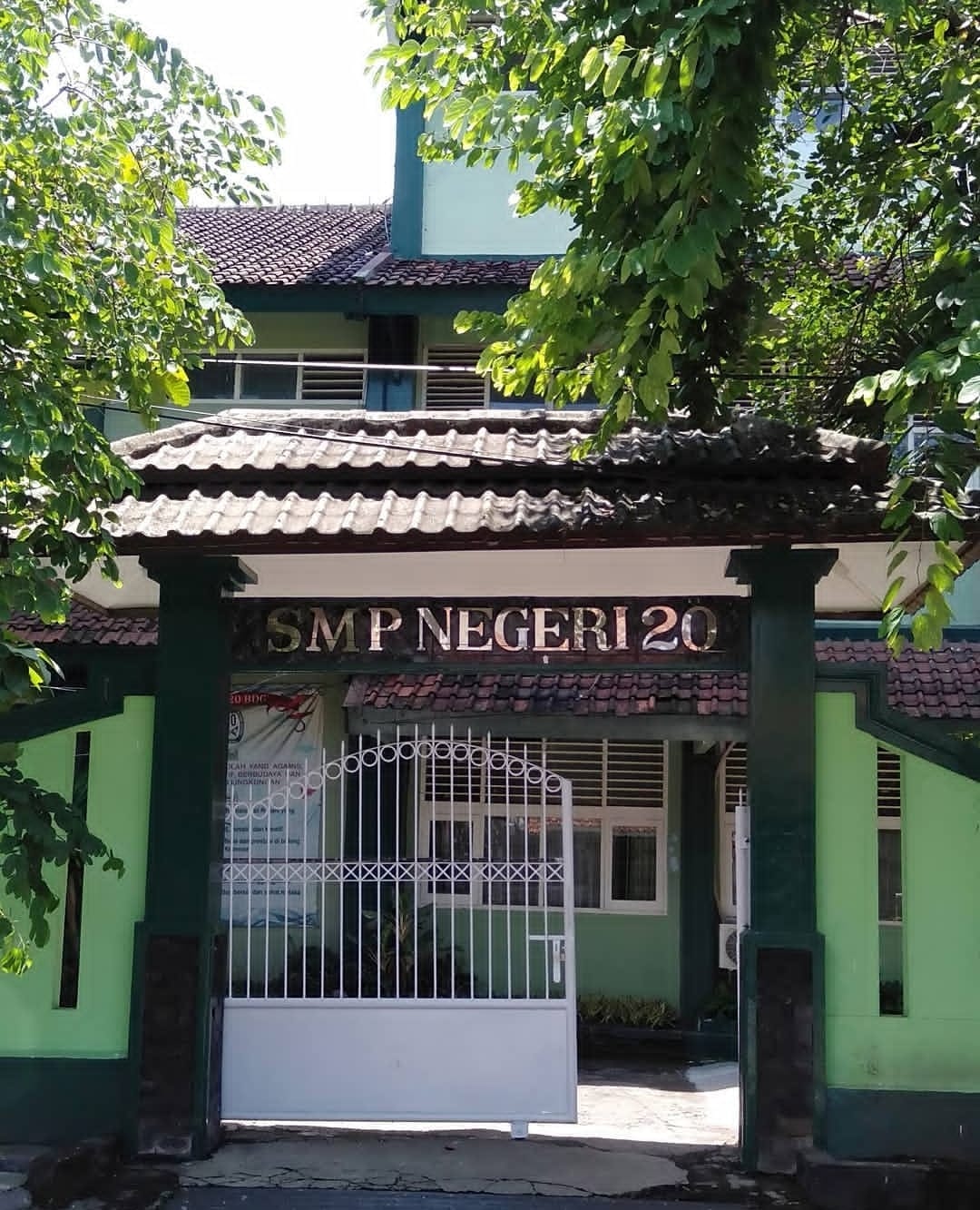 Gerbang Utama Sekolah