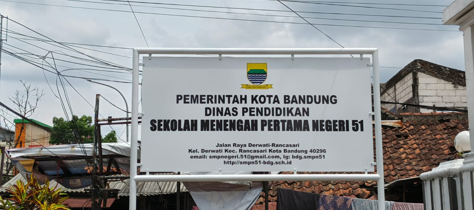 PLANG NAMA SEKOLAH