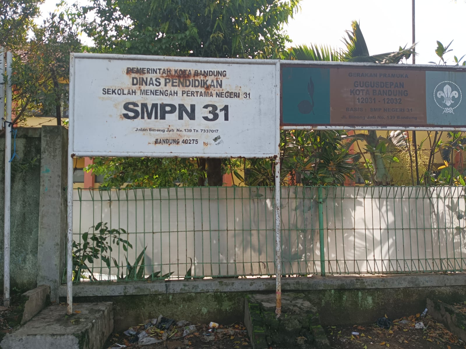 Plang Sekolah