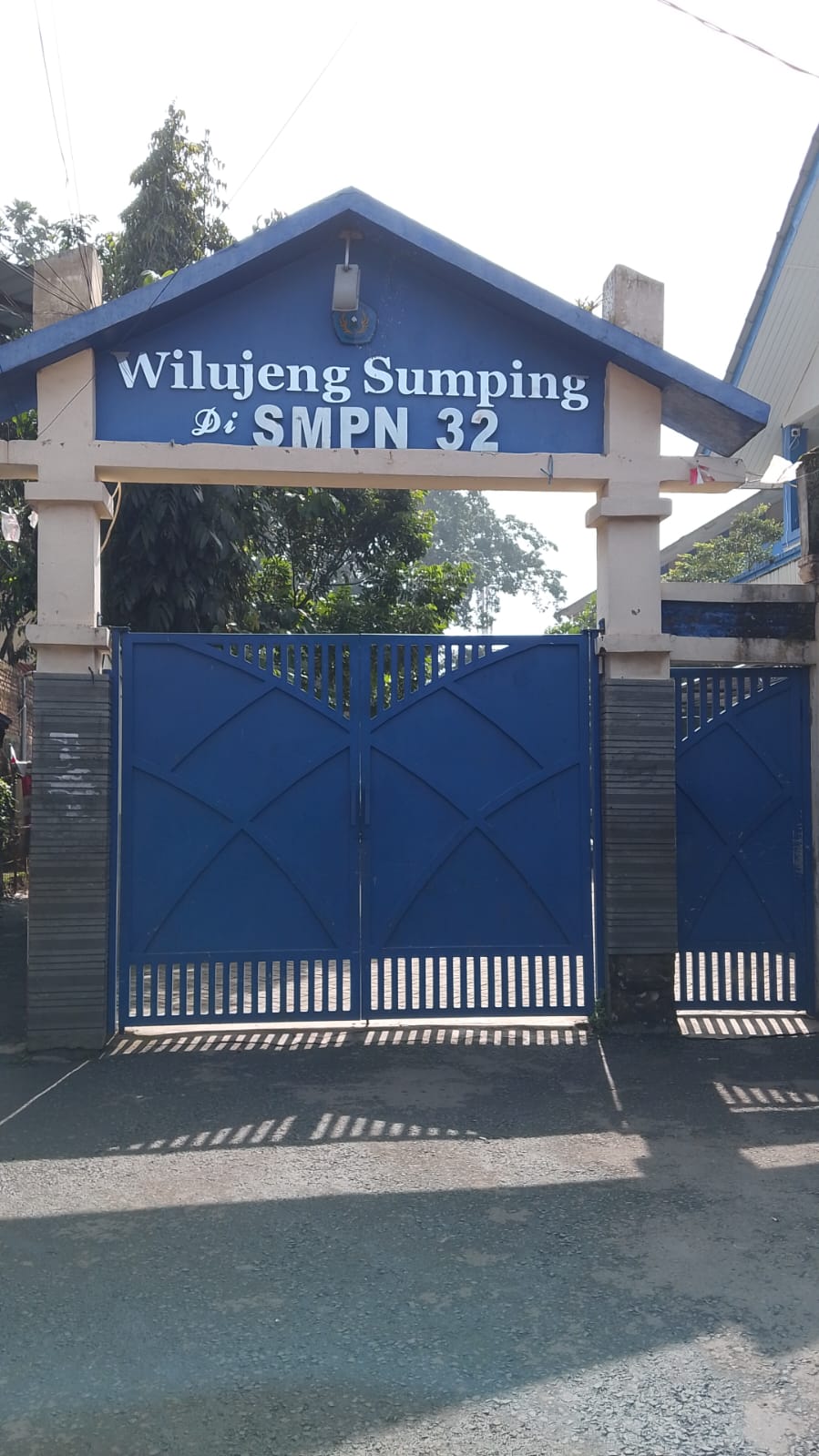 Gerbang Sekolah