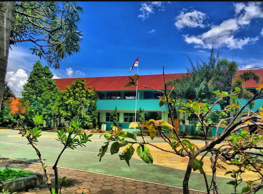 lapangan sekolah