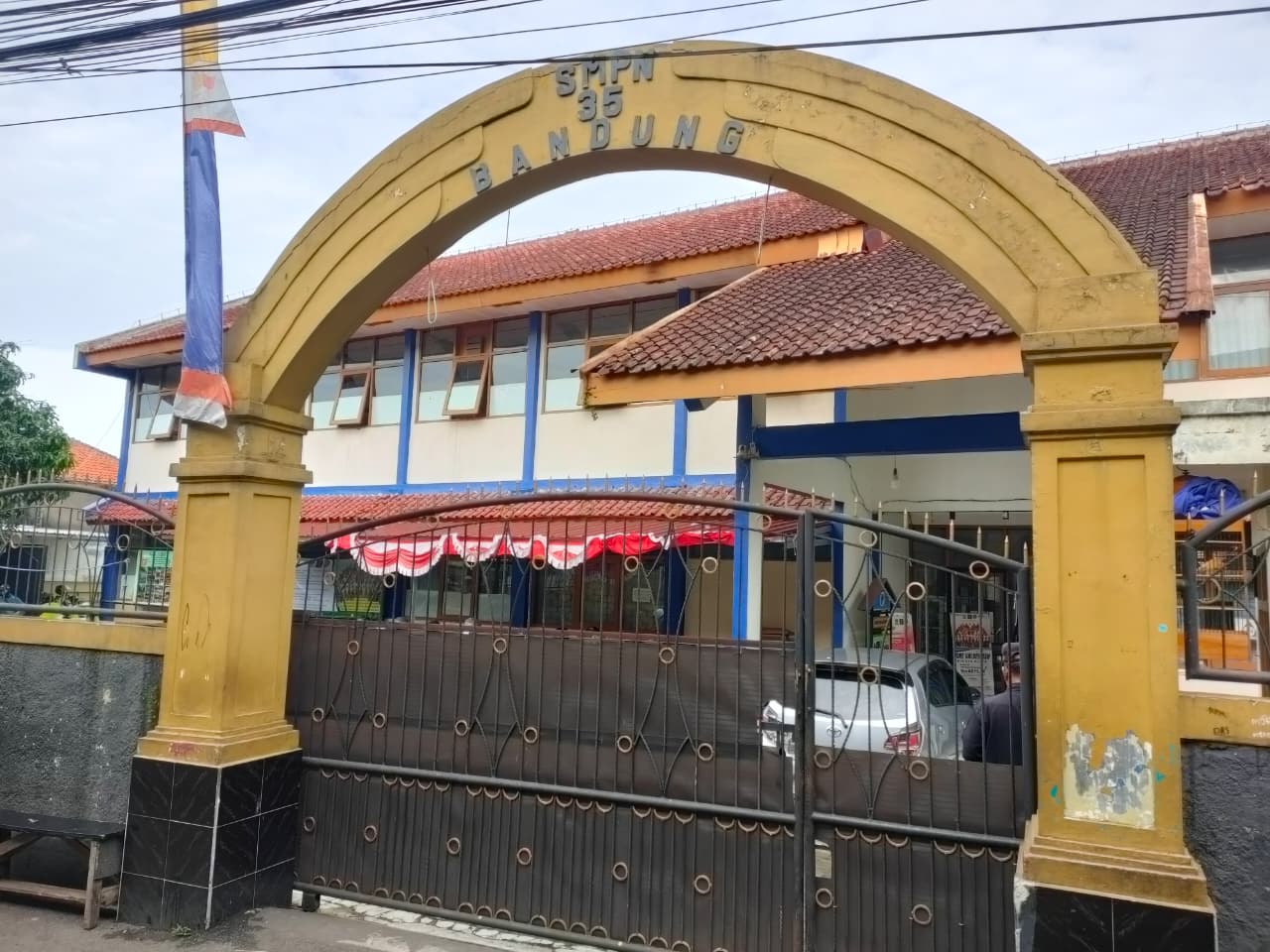 Gerbang Utama Sekolah