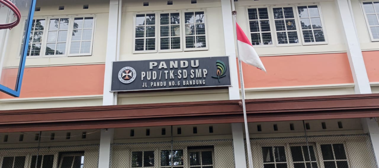 Plang Sekolah