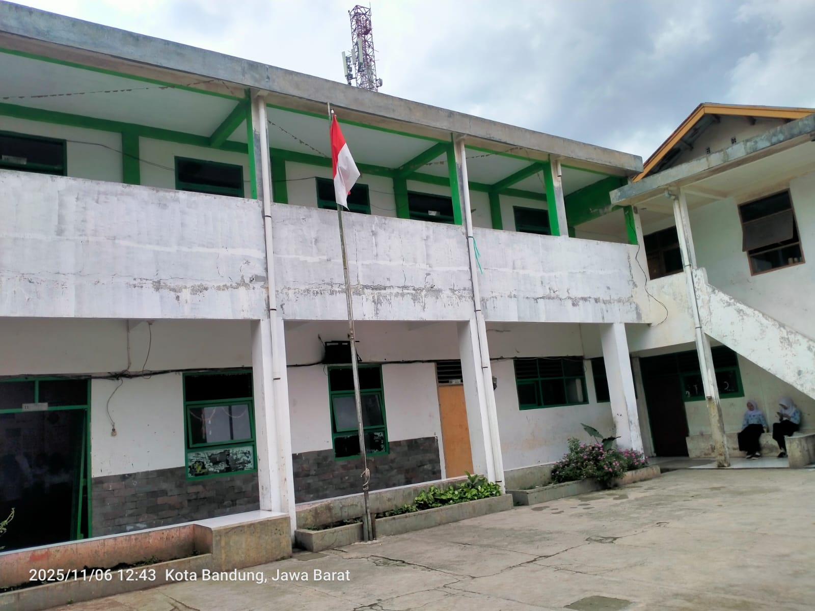 Foto Bangunan Sekolah
