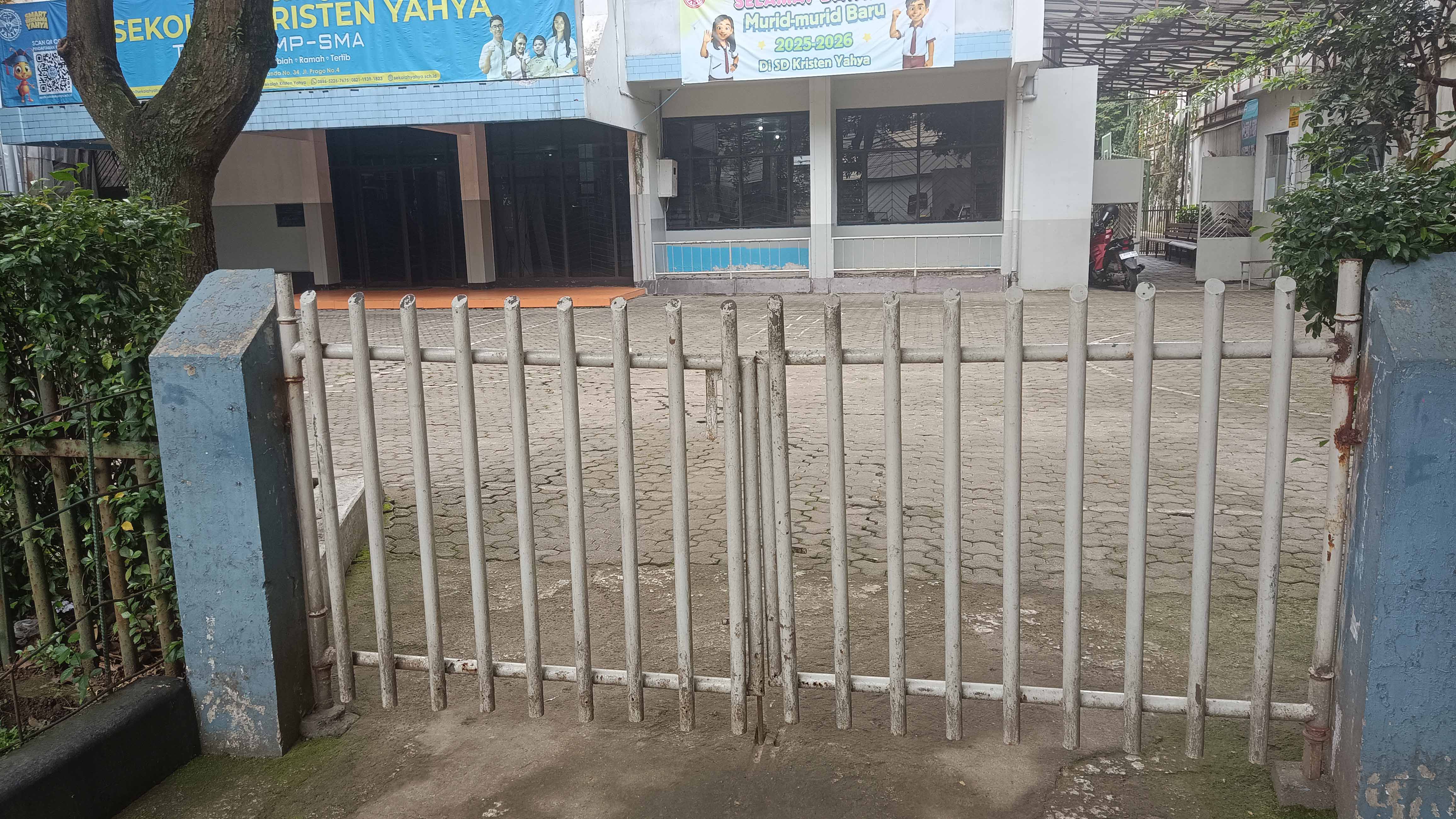 Gerbang Utama Sekolah