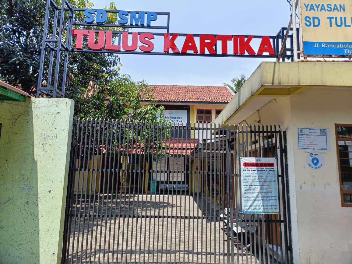 Gerbang Utama Sekolah