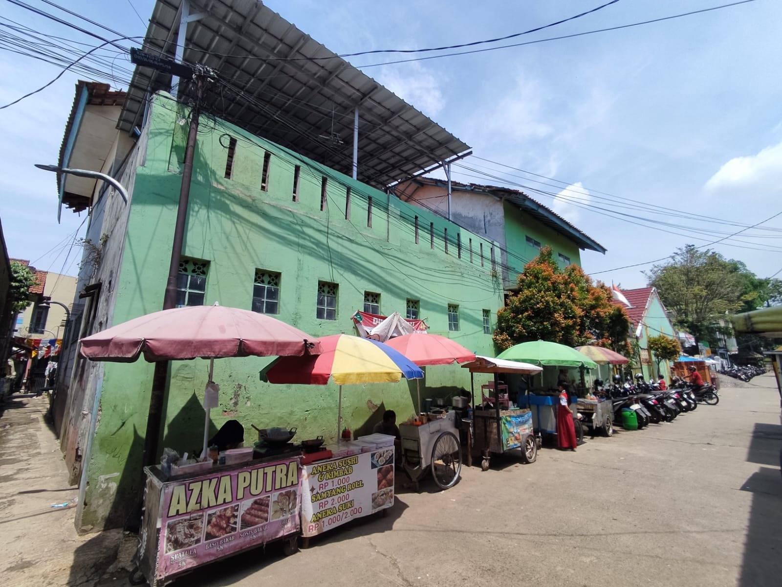 Gerbang Utama Sekolah 2