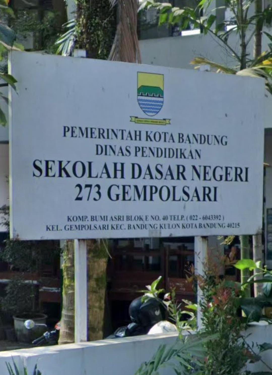 Plang Sekolah