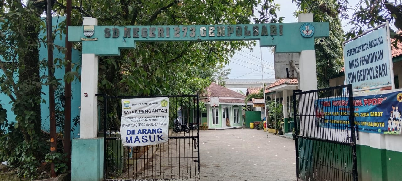 Gerbang Utama Sekolah