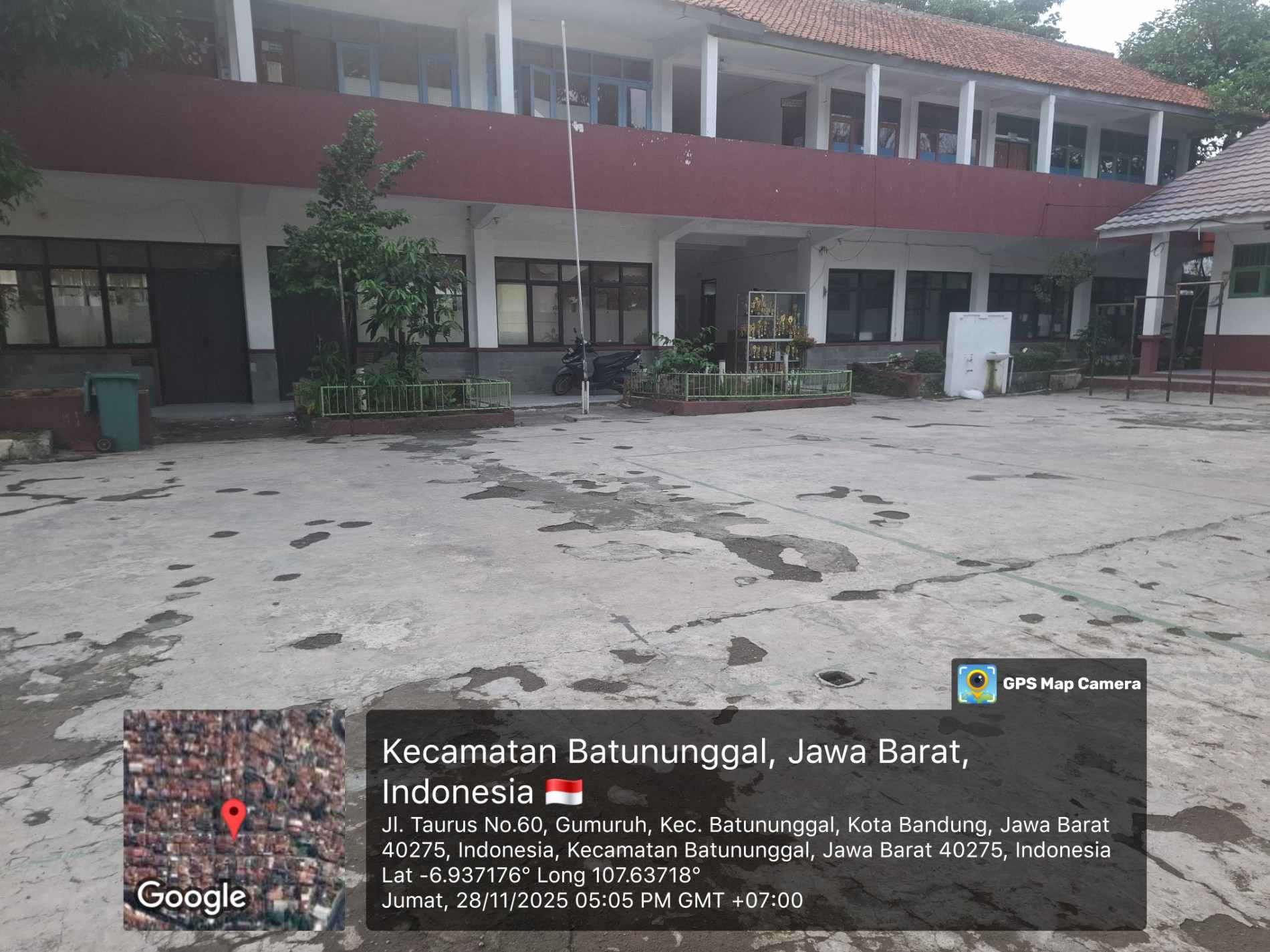 tampak depan