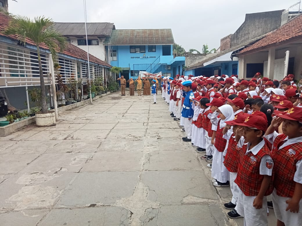 Kegiatan Upacara Bendera