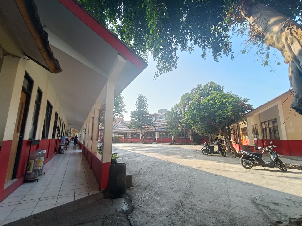 selasar depan