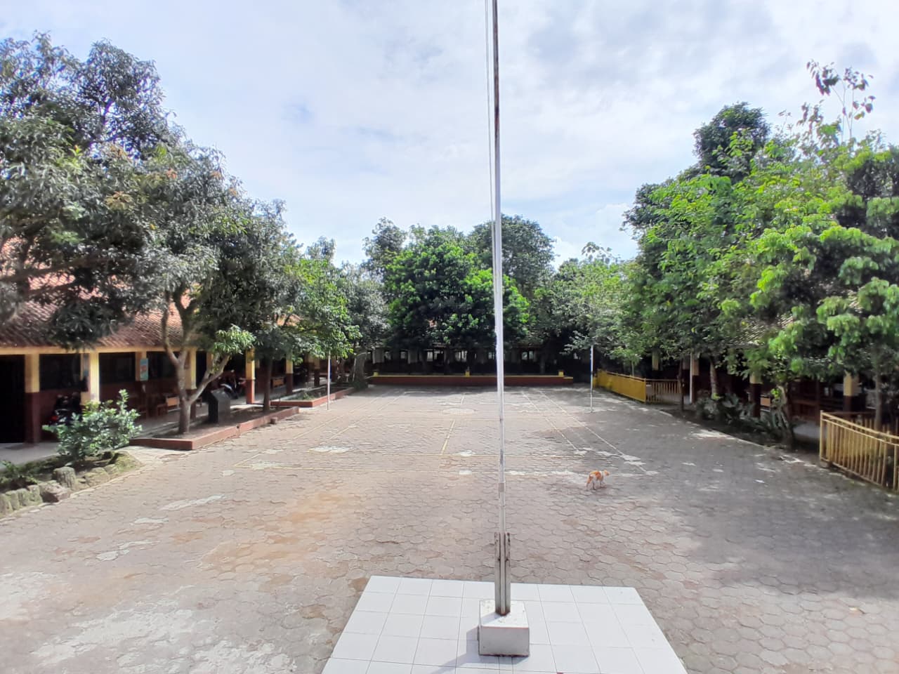 foto gedung utama sekolah