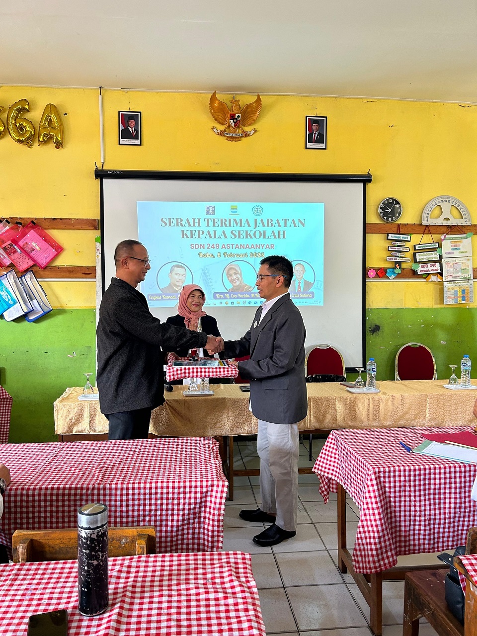 Sertifjab dari Pak Entis Sutisna ke Pak Engkus Kusnadi