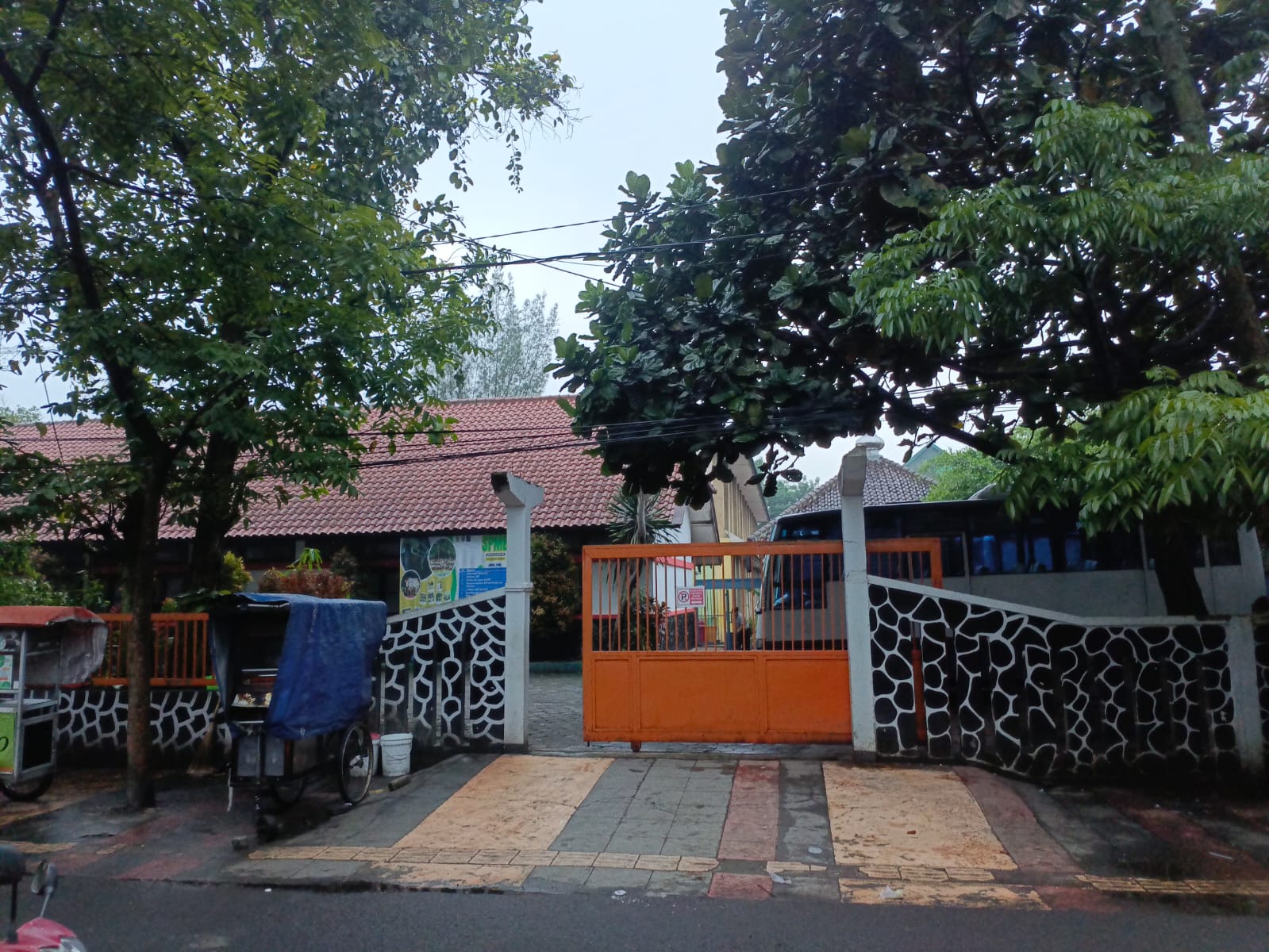 Gerbang Utama Sekolah