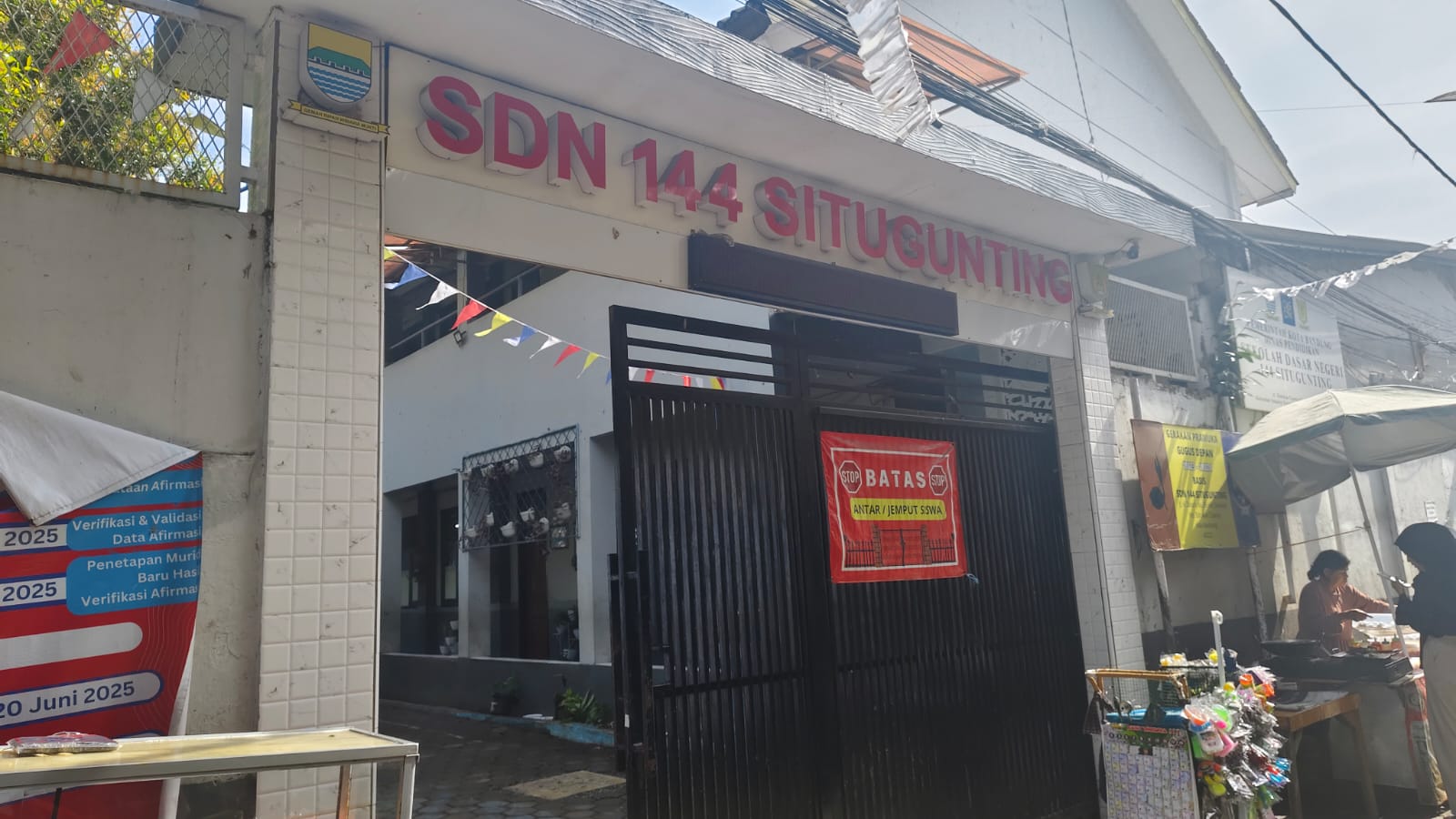 Gerbang Utama Sekolah