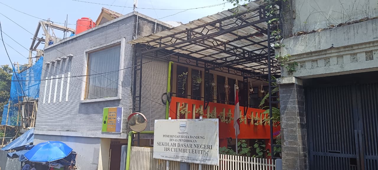 GEDUNG UTAMA SEKOLAH