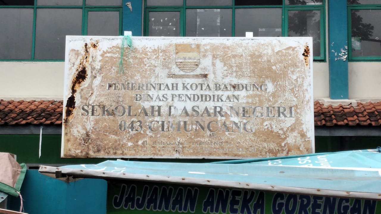 Plang sekolah