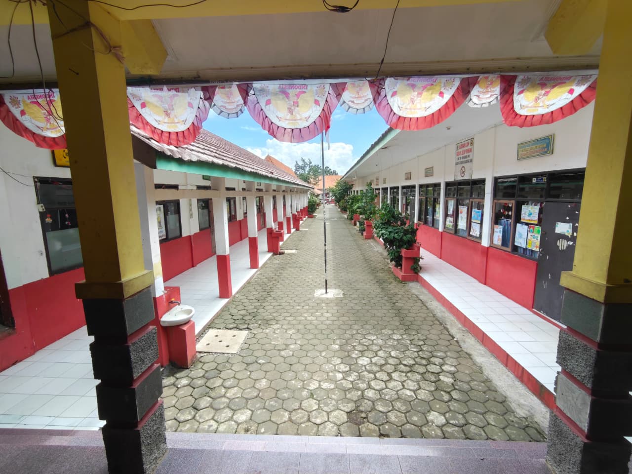 Gedung Utama Sekolah