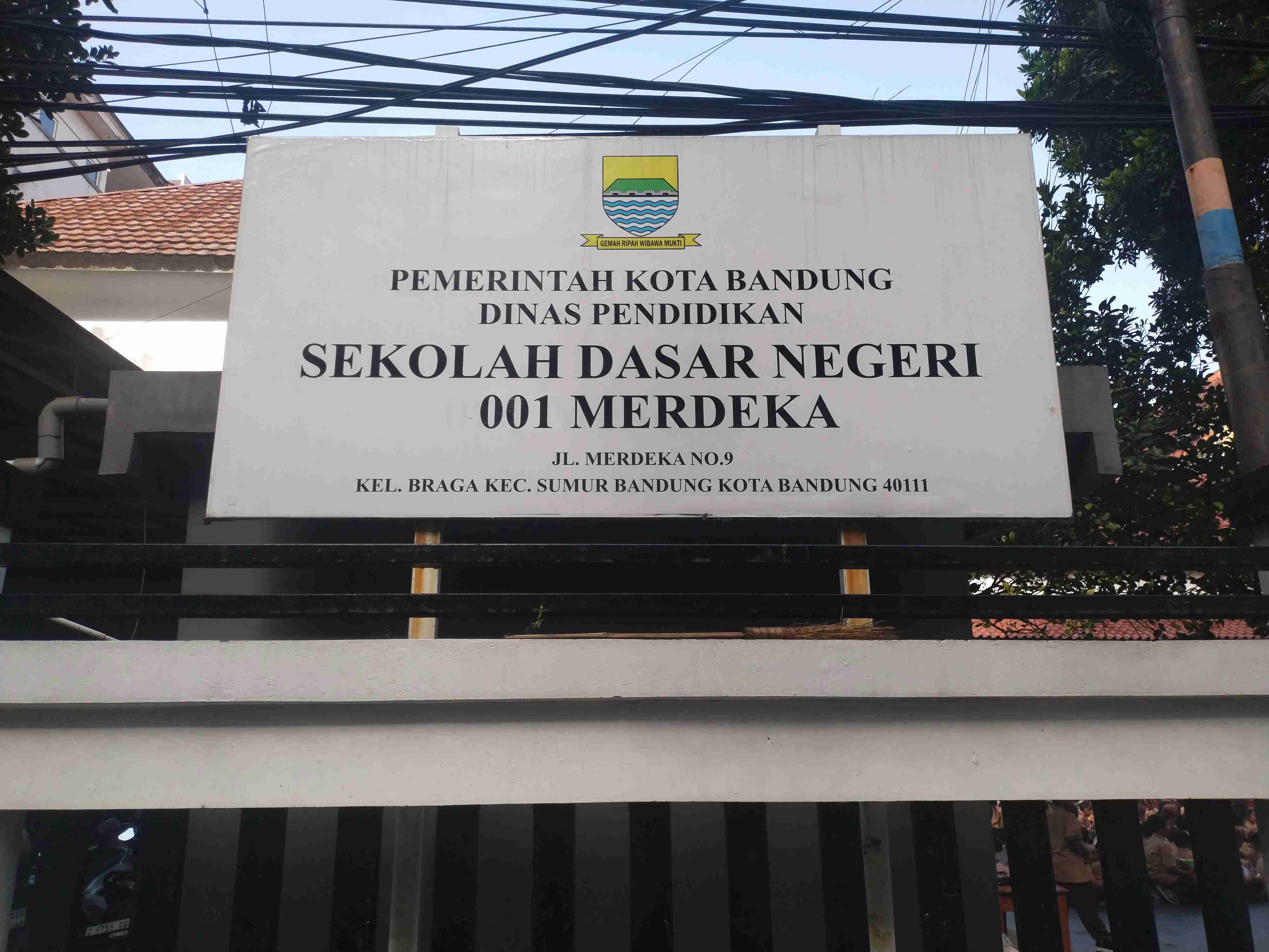 Plang Sekolah