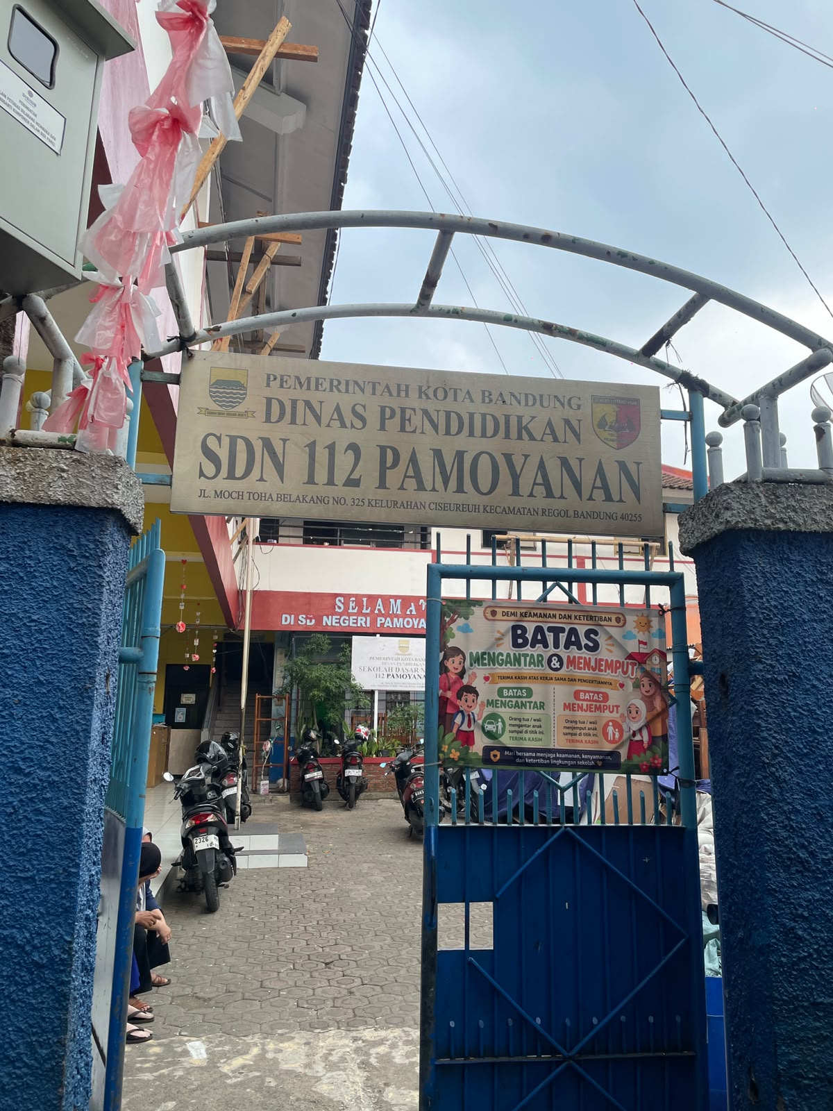 Foto Depan Sekolah