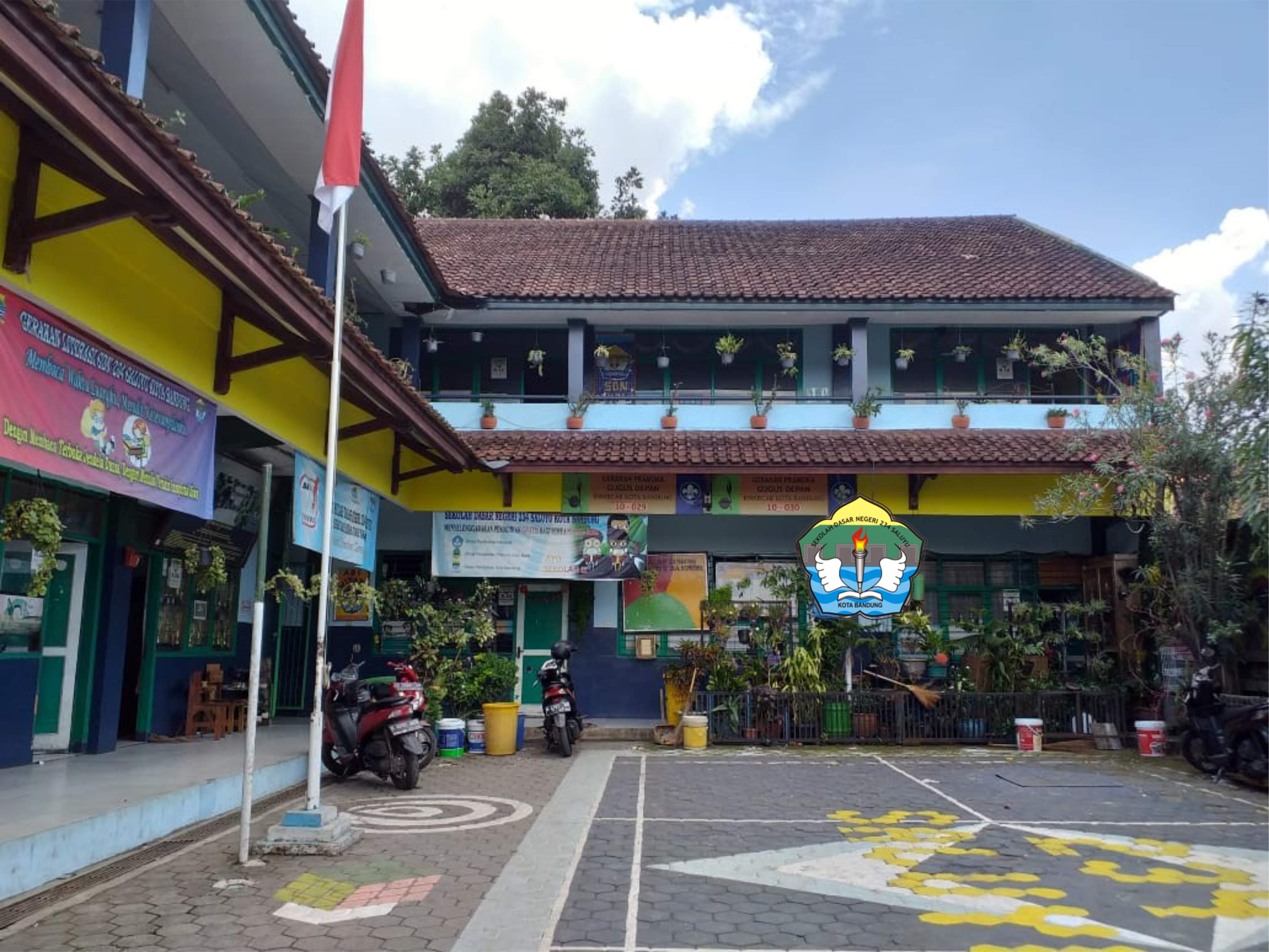 Foto gedung utama sekolah