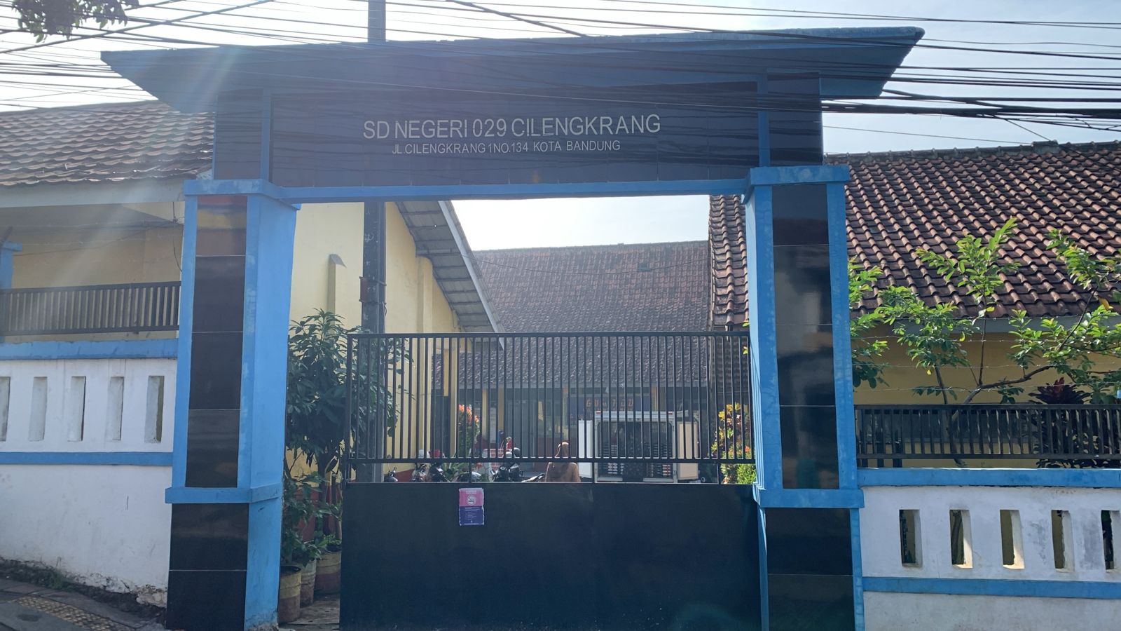 Gerbang Sekolah
