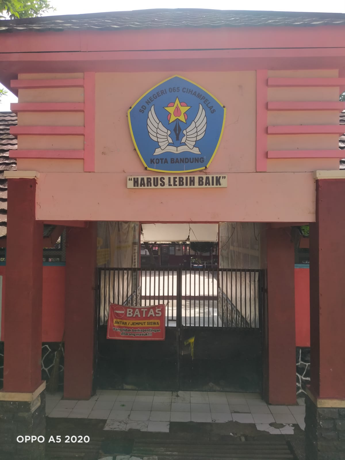 Gerbang Utama Sekolah