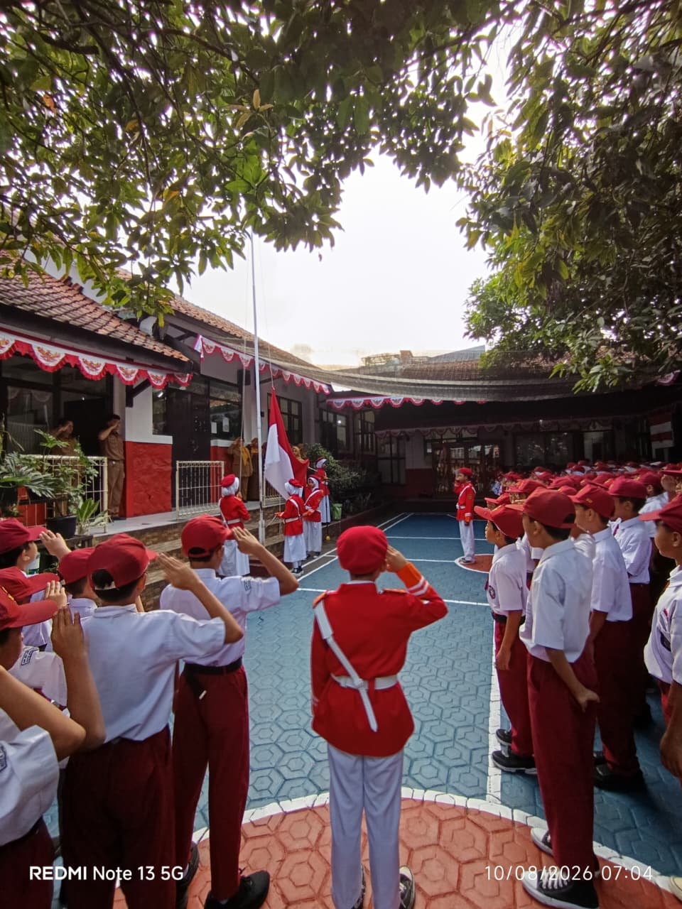 upacara bendera 2