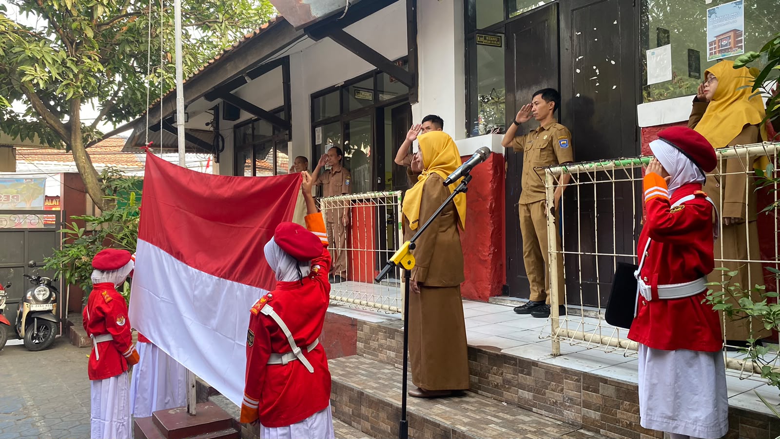 upacara bendera 1