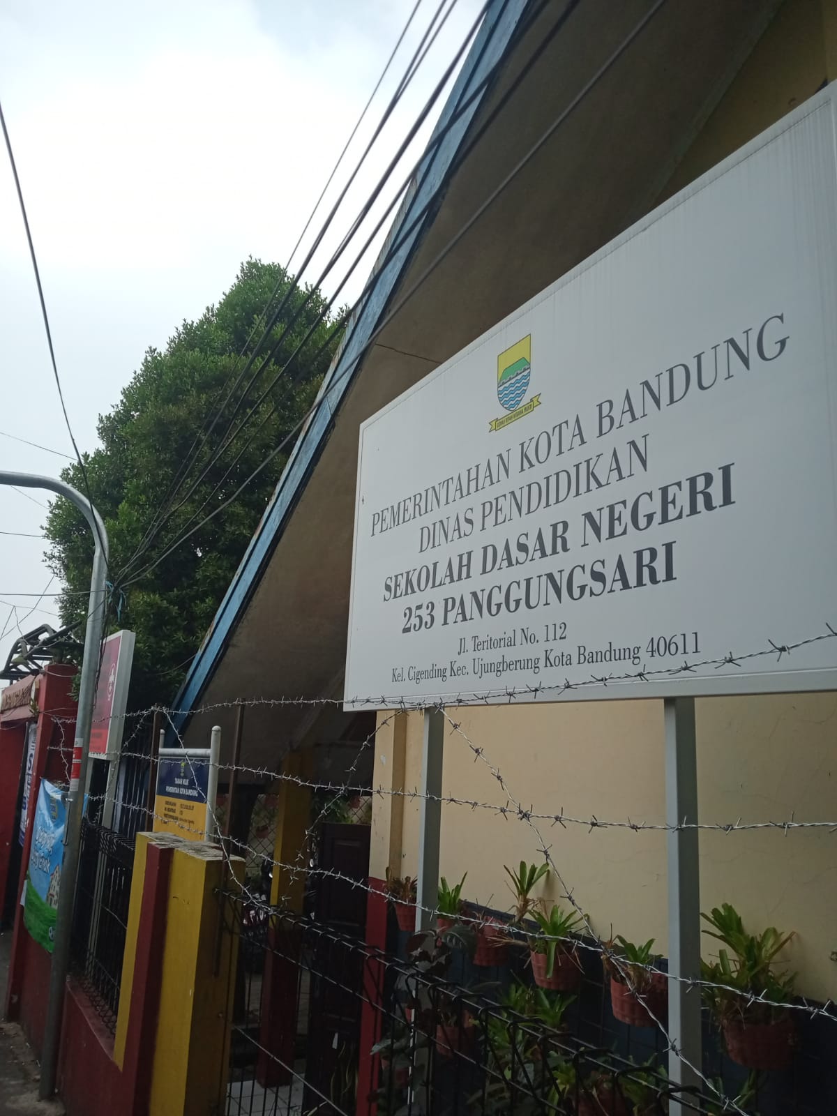 Plang sekolah