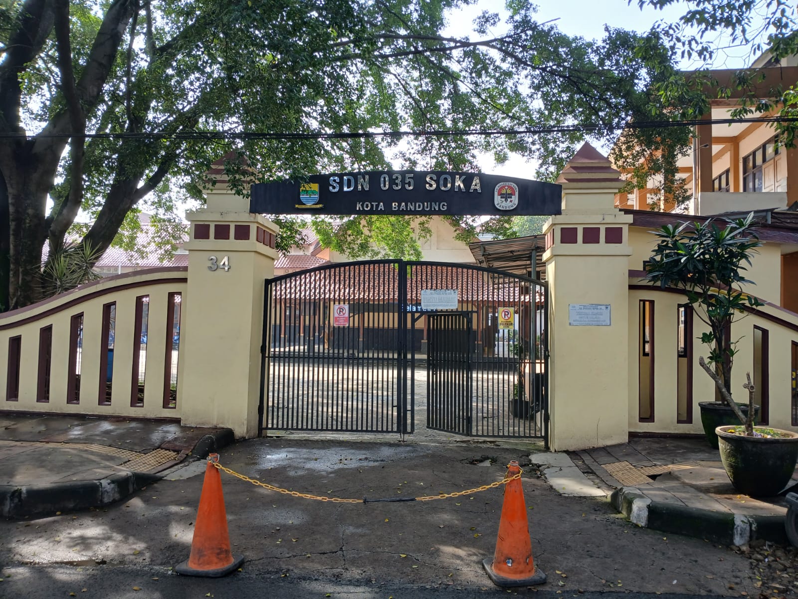 Gerbang Utama Sekolah