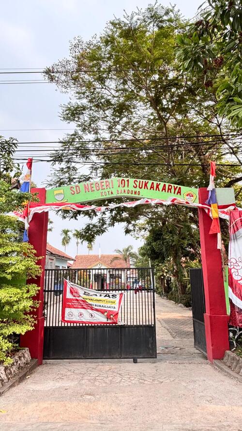 Foto Gerbang SDN 101 Sukakarya