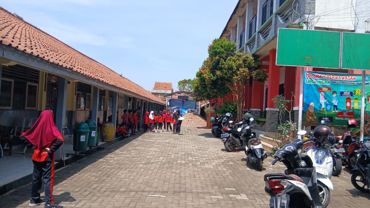 Foto Gedung Utama Sekolah