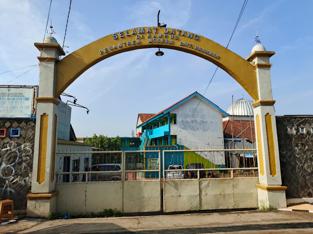 Gerbang Utama Sekolah