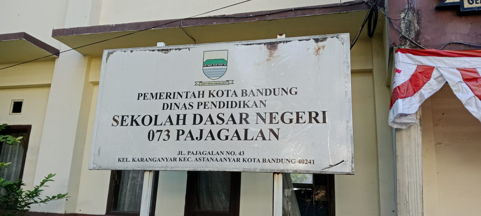 Plang Sekolah