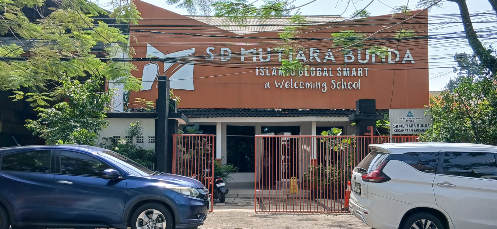 Gerbang Utama Sekolah