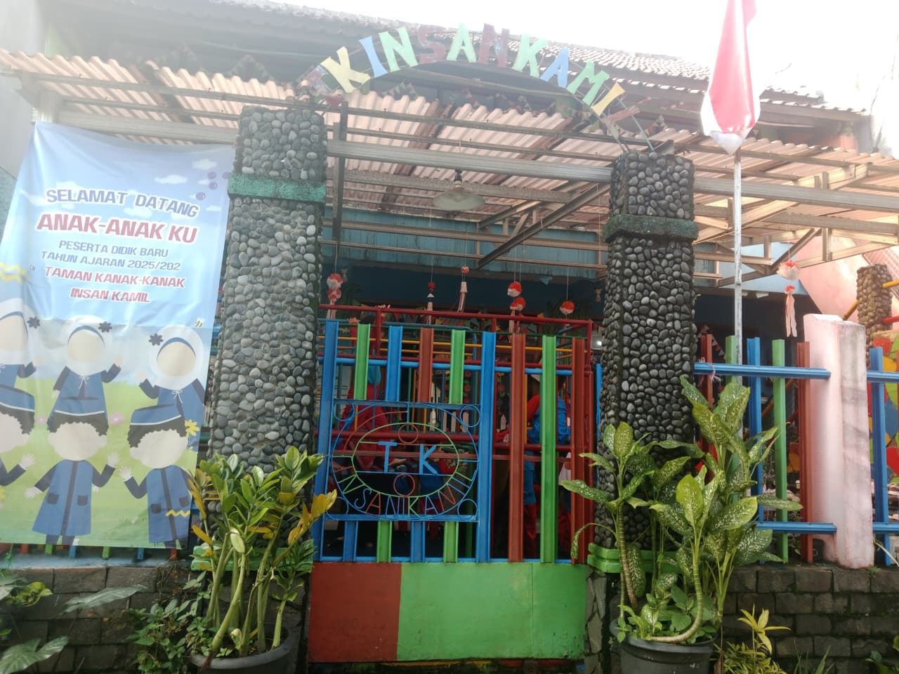 Gerbang Sekolah