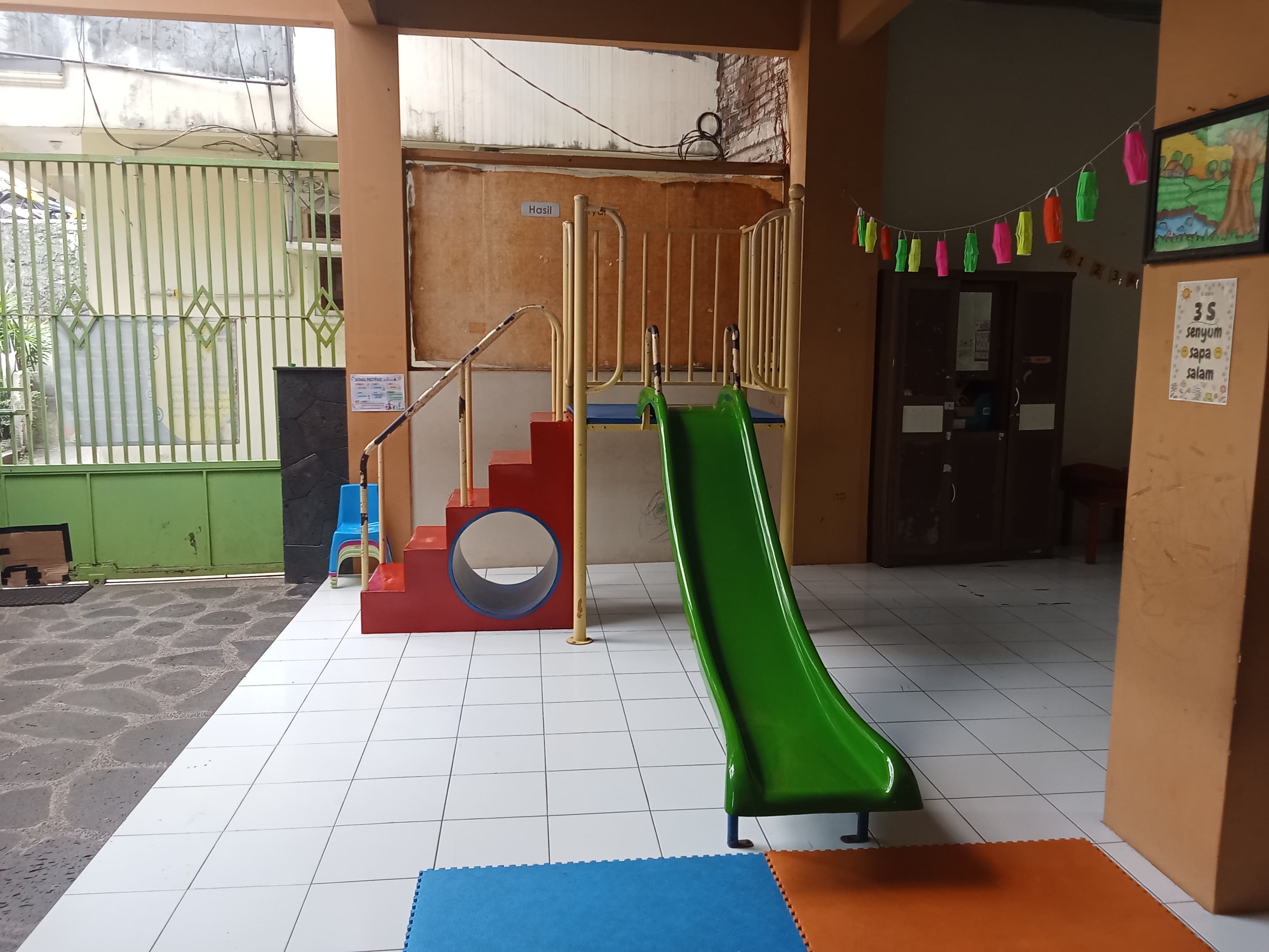 Area Play Ground