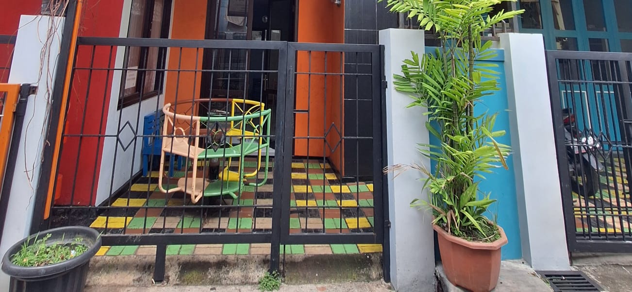 Foto Gerbang Sekolah  Pos Paud Teratai