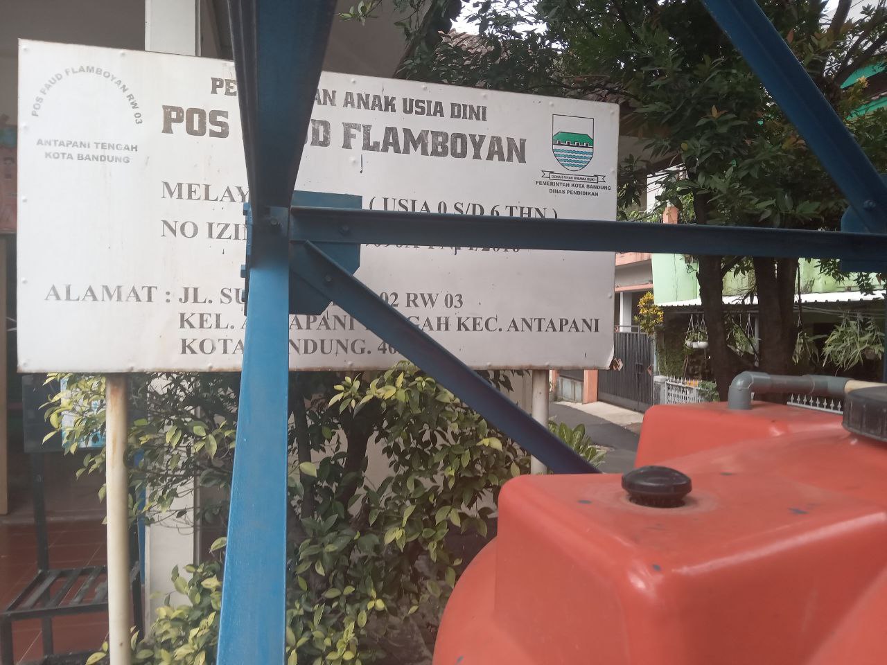 Foto Plang Pos Paud Flamboyan