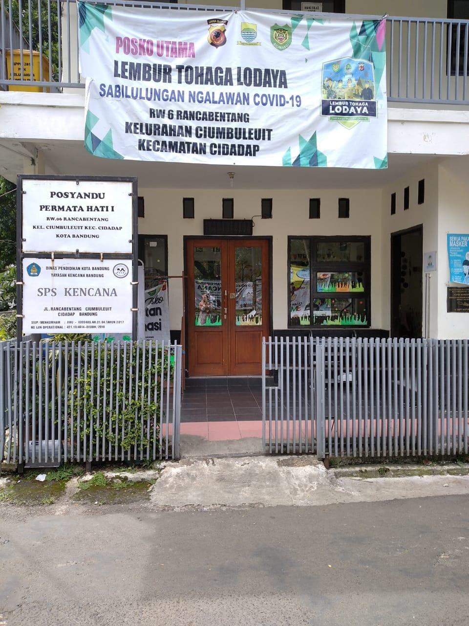 Depan Sekolah