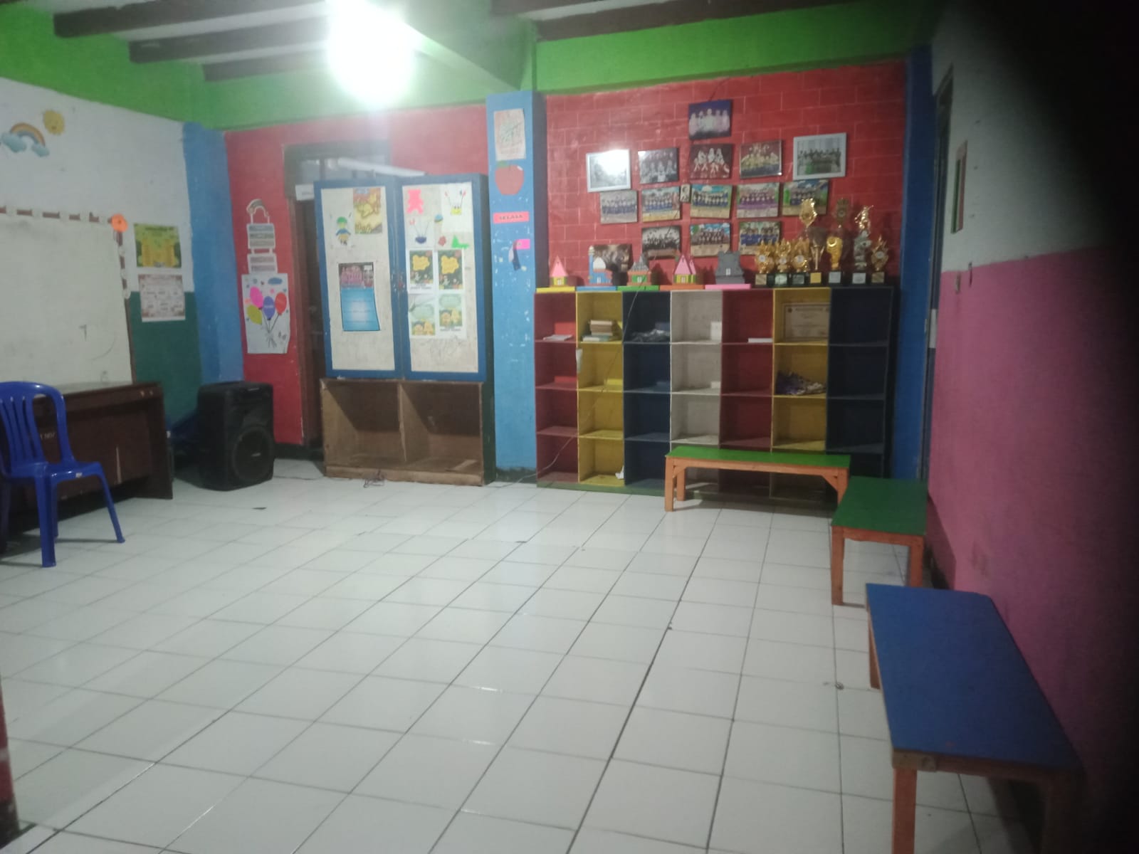 Foto kegiatan C, ruangan utama sekolah