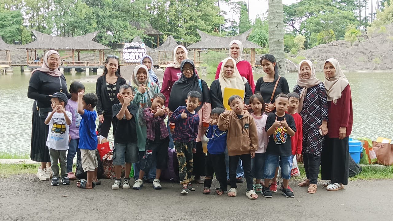 OUTHING ke Kampung batu