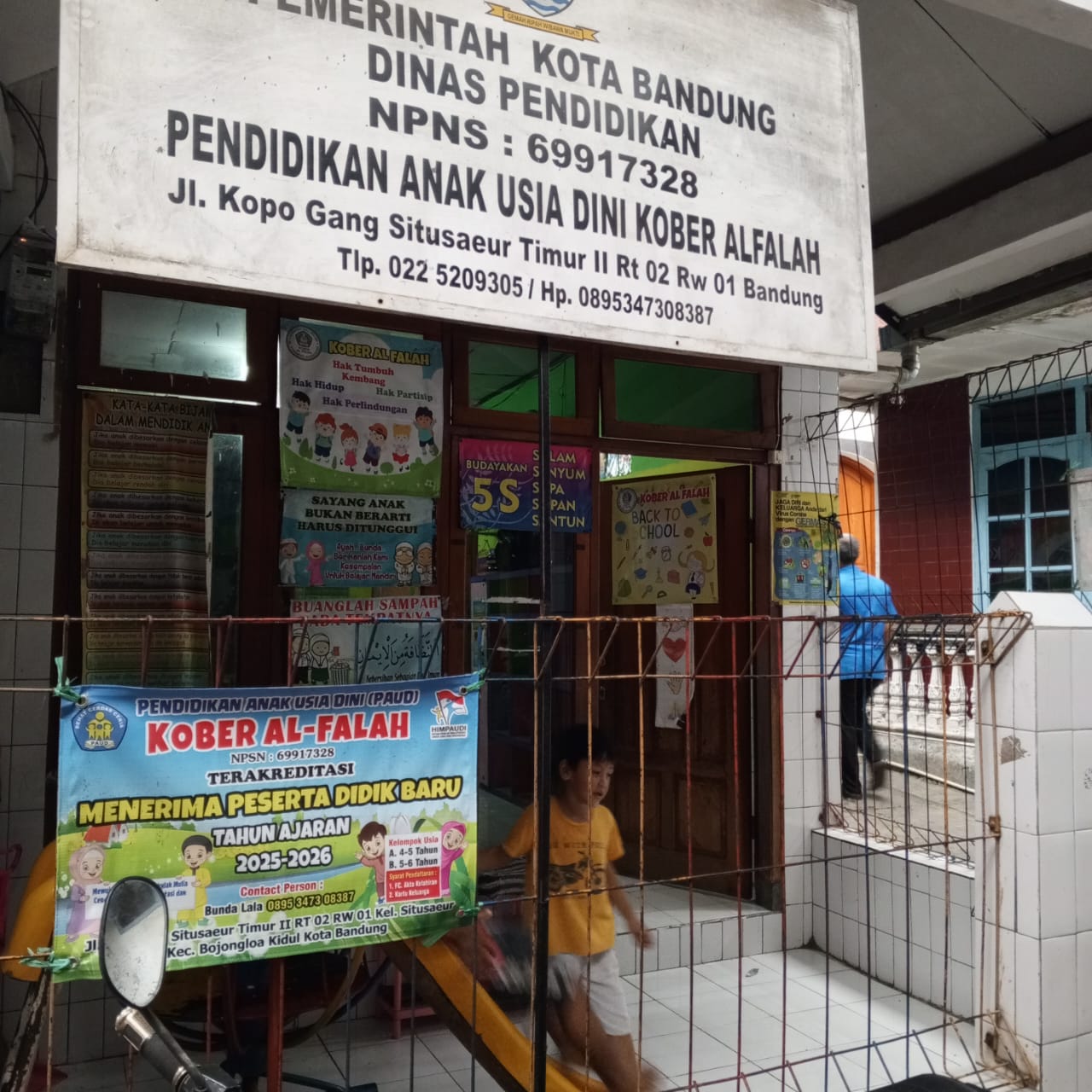 GERBANG UTAMA SEKOLAH