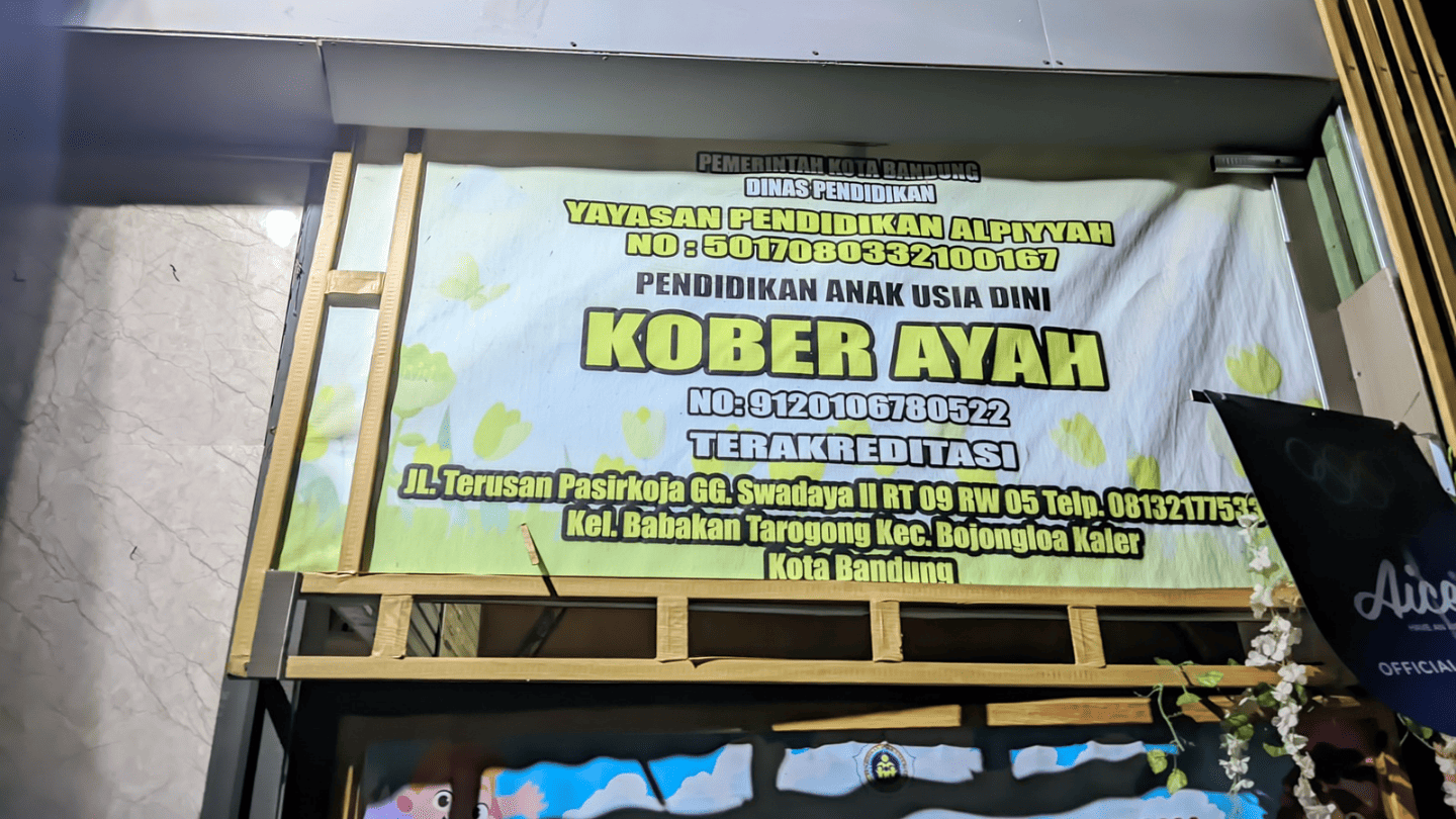Plang Sekolah KOBER AYAH
