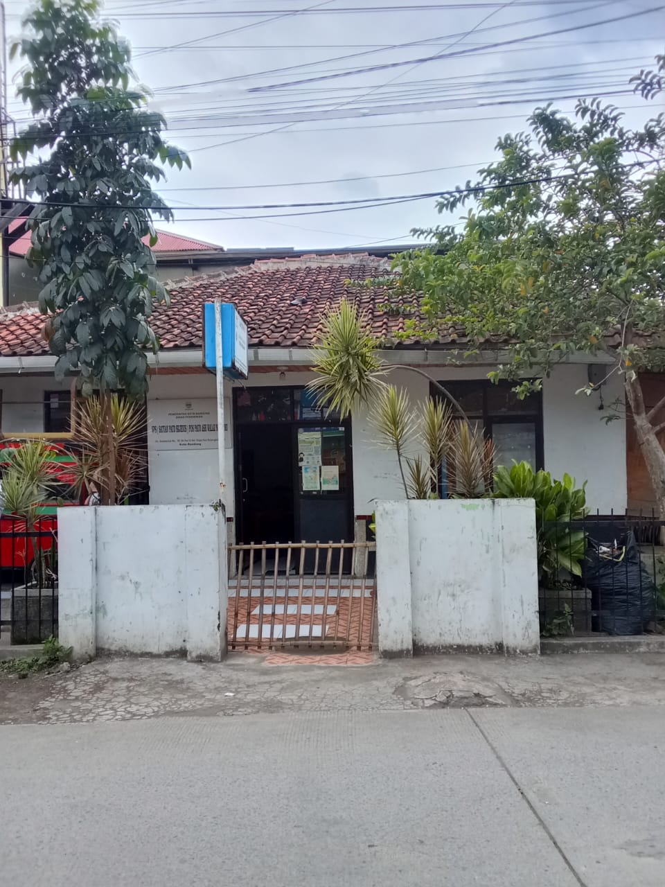 Foto Pintu Gerbang Utama