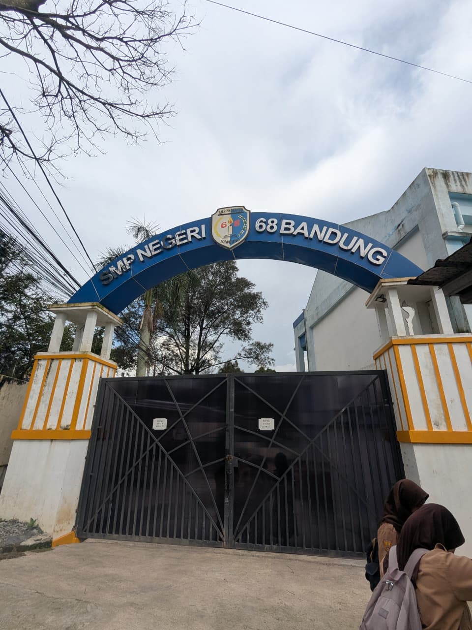 Gerbang Utama Sekolah