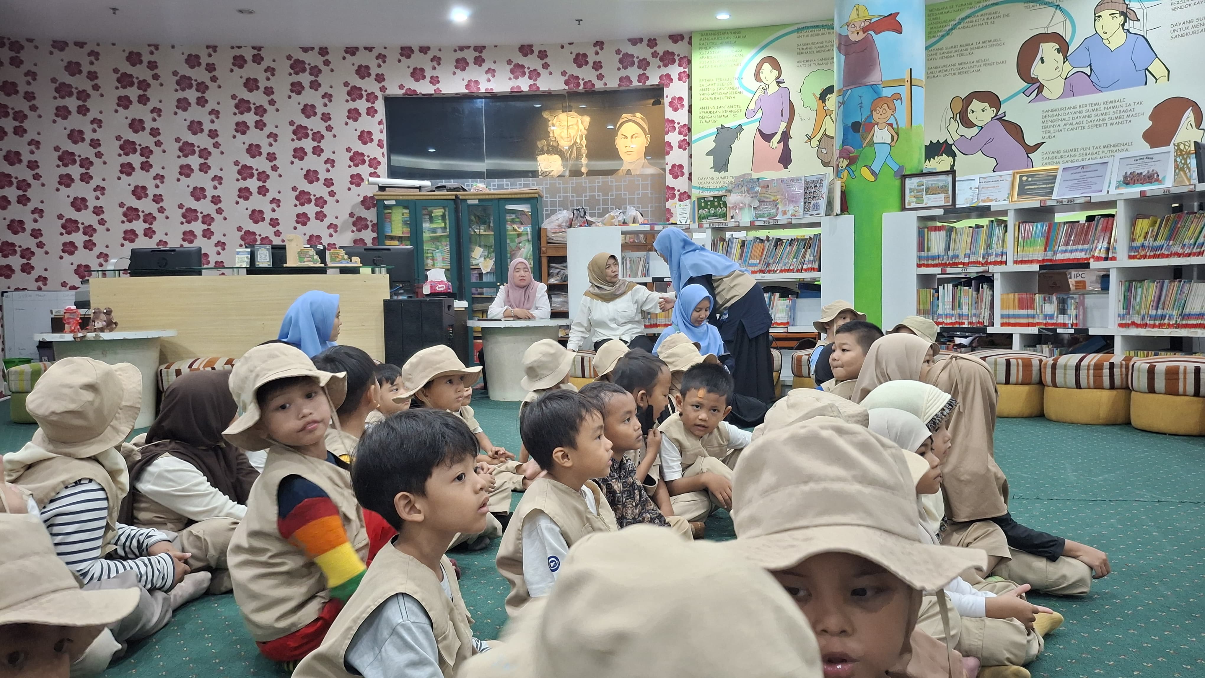 Foto Kunjungan ke Dispusipda Jabar