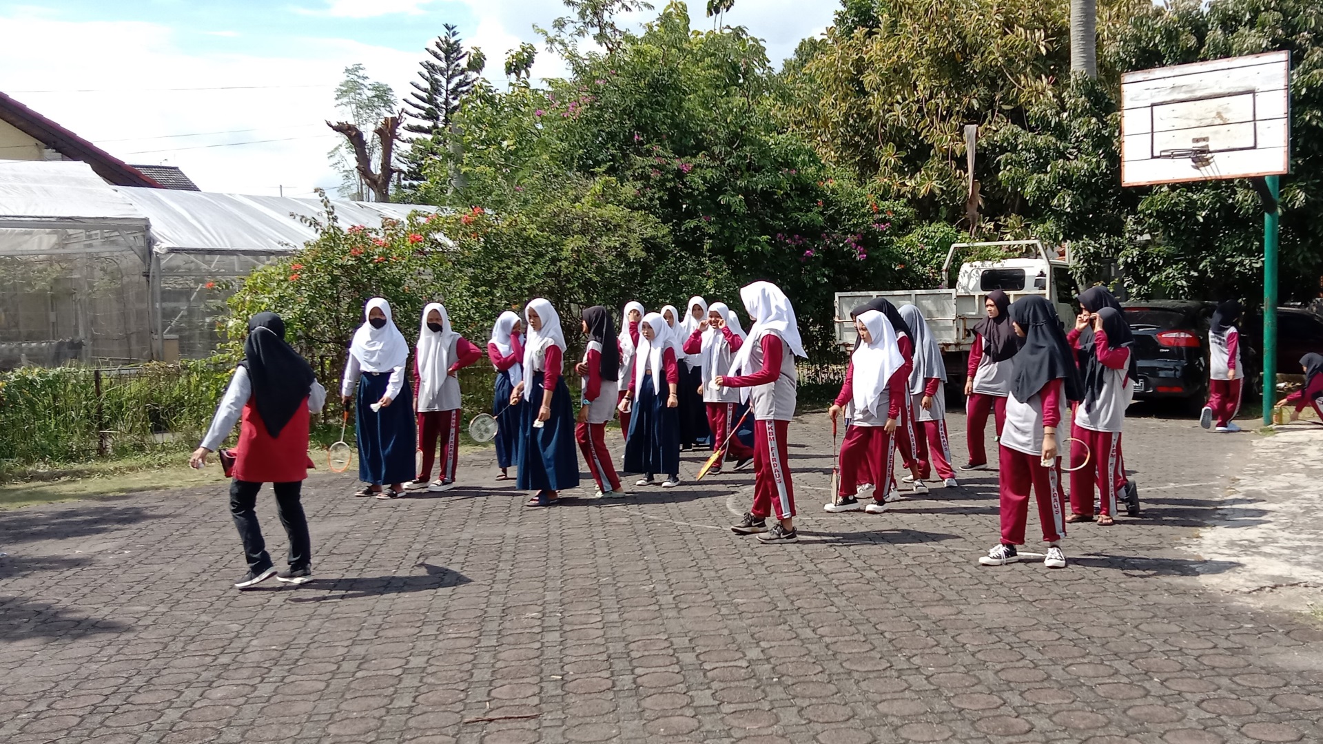 Kegiatan Belajar Mengajar - Olahraga